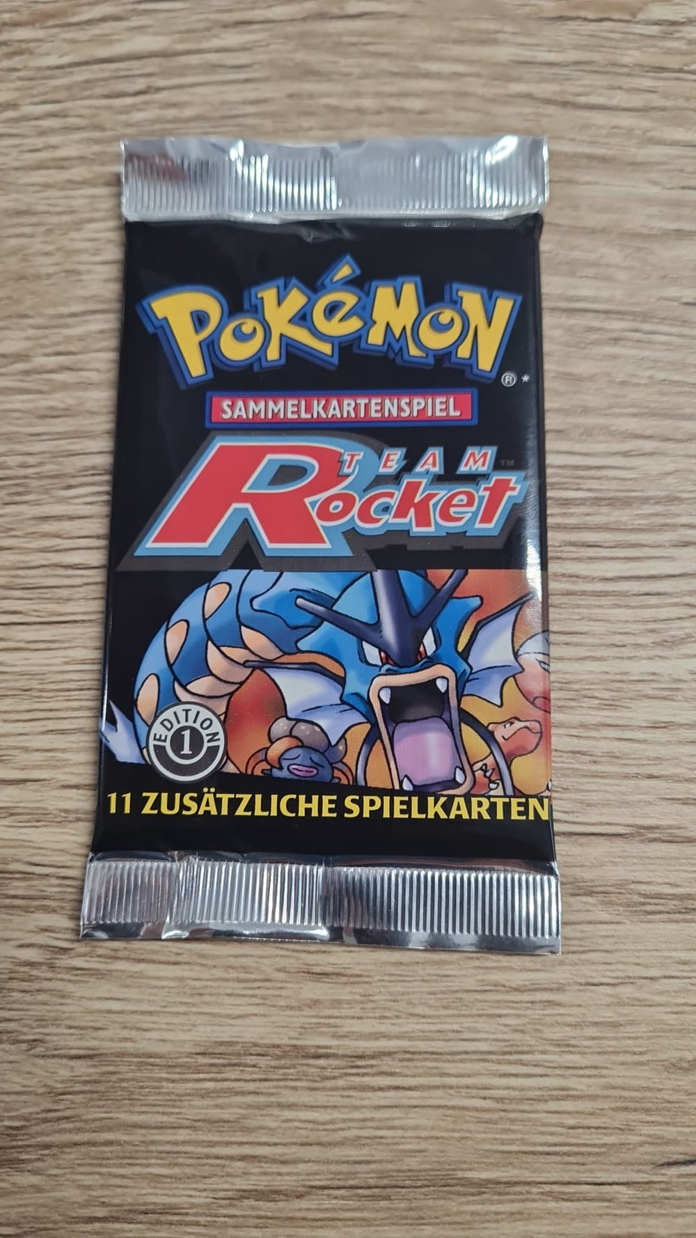 Pokemon "team Rocket" first Edition Booster